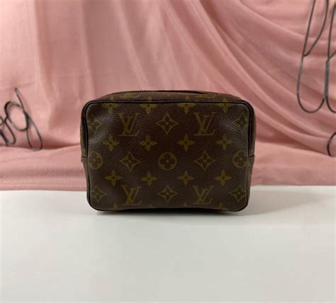 louis vuitton trousse 18|Louis vuitton Trousse 18, 23, 28 .